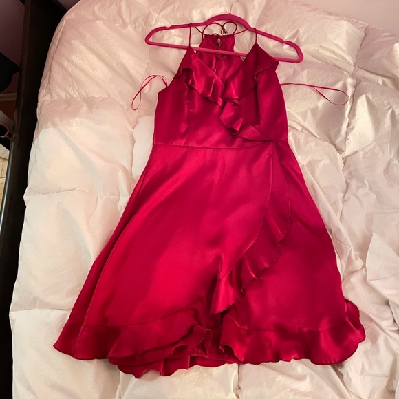 DYNAMITE pink satin dress - Picture 2 of 4